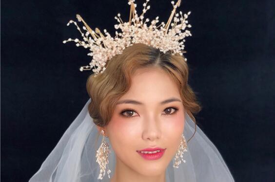 麗竹彩妝作品：優(yōu)雅大氣新娘造型