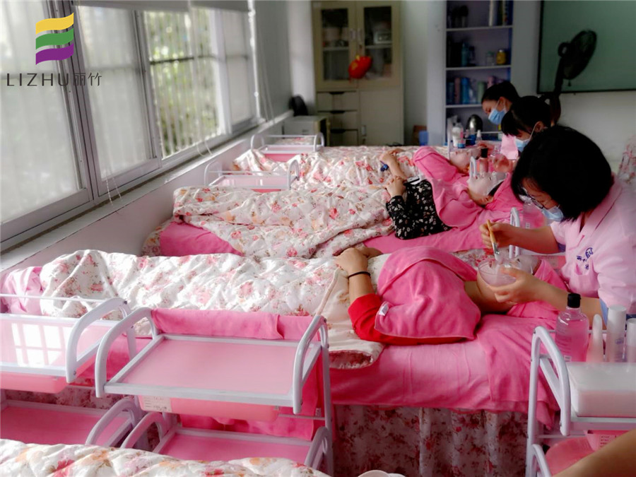 南寧美容學校：面部的綜合練習