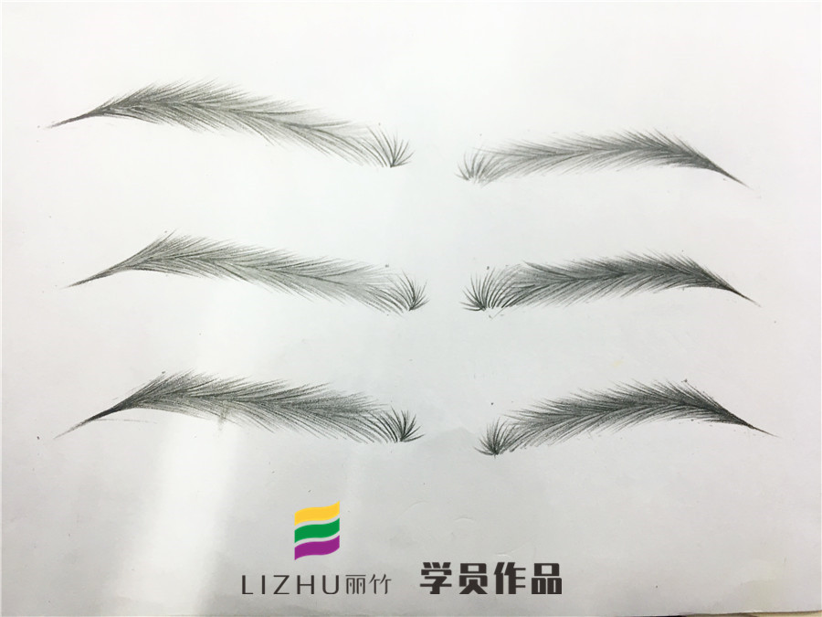 化妝新手如何畫眉？去廣西出名的彩妝培訓(xùn)看看