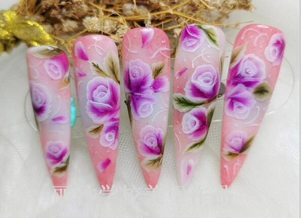 南寧美甲培訓(xùn)：花朵彩繪美甲作品