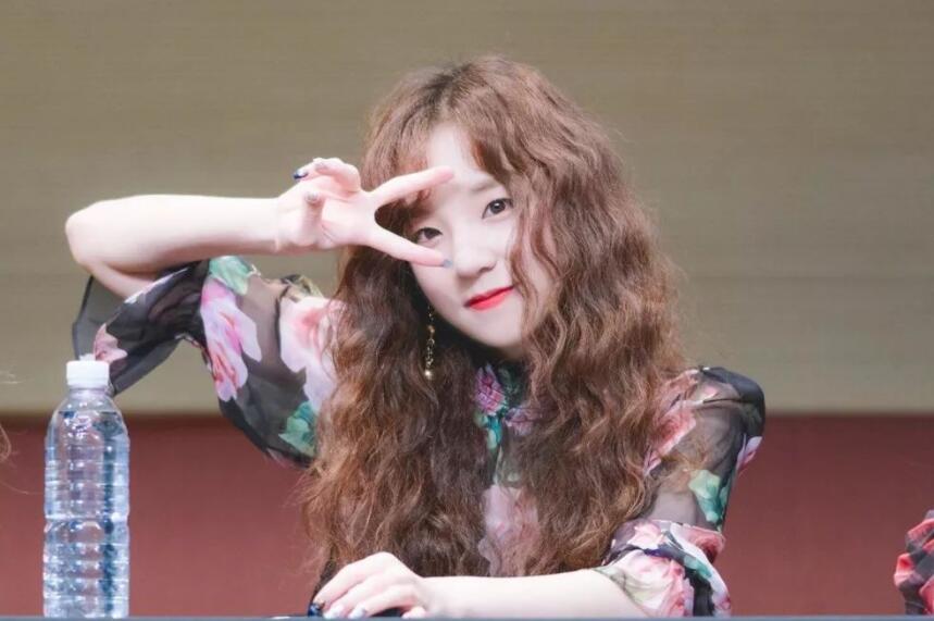 一次性羊毛卷怎么弄？南寧人氣高的美發(fā)學(xué)校來教你