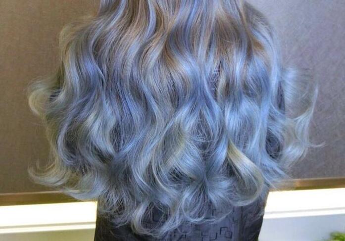 燙發(fā)后的護理技巧，南寧美發(fā)學(xué)校傾囊相授