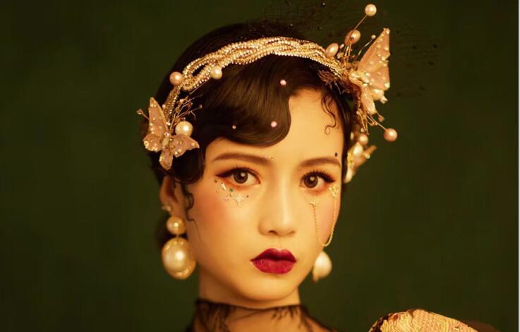 南寧人氣高的彩妝學(xué)校：復(fù)古油畫(huà)作品