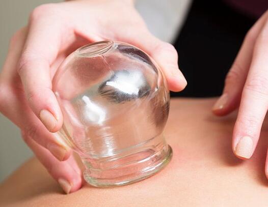 4種不同的拔罐方法，廣西美容學(xué)校整理好了