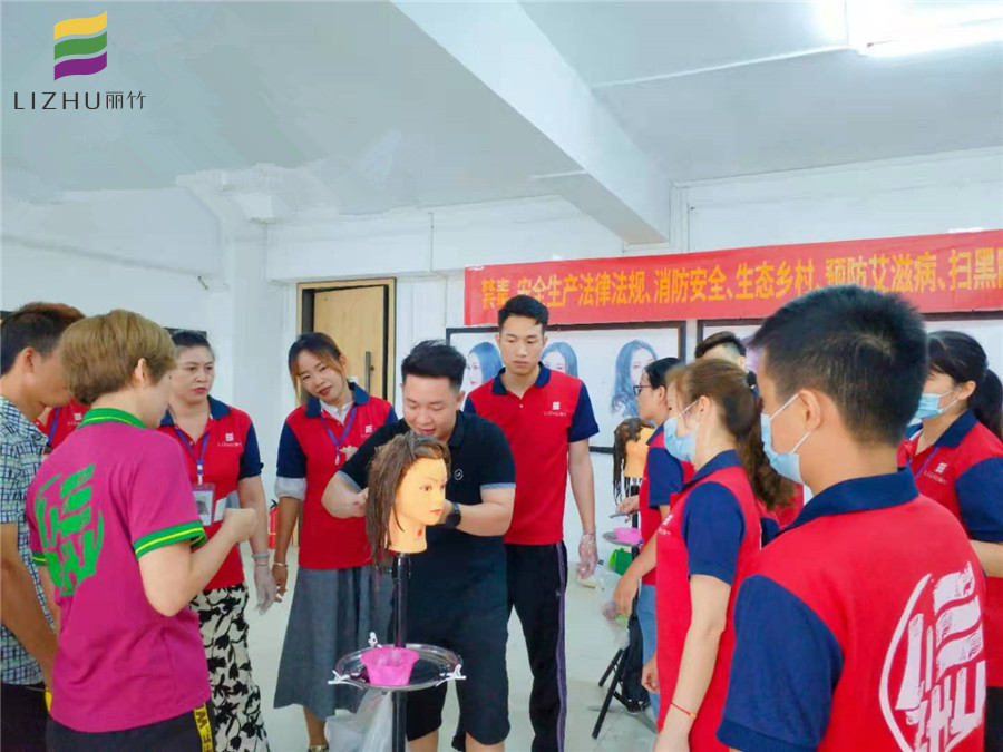 南寧專業(yè)的美發(fā)學校有哪些？來麗竹學?？纯?>
								
								<span id=