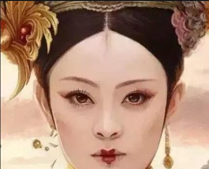 南寧化妝學(xué)校還你古香古色的眉毛~