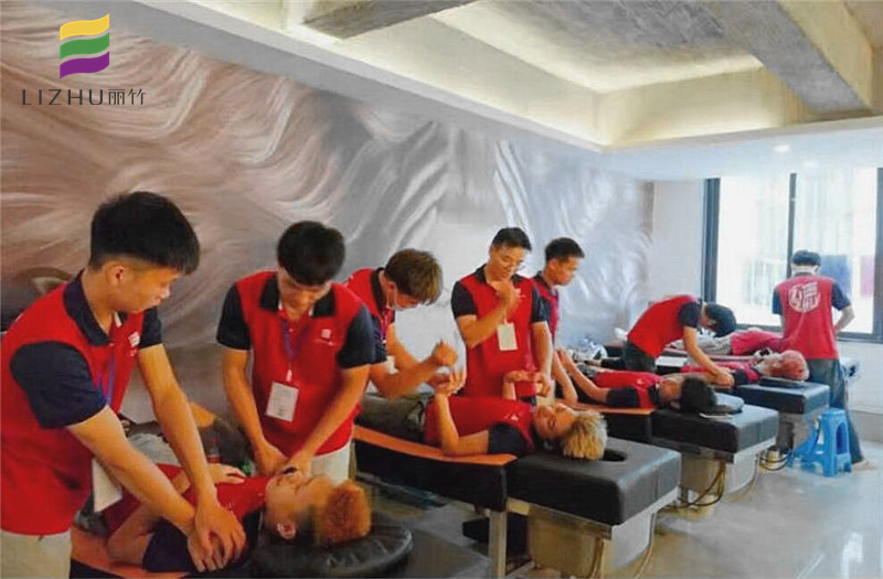 想知道南寧學(xué)美發(fā)哪家口碑好？來看看課堂花絮吧！