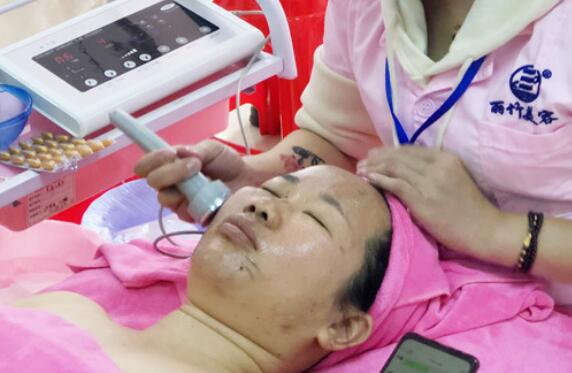 帶你去看廣西美容學習中心的綜合練習