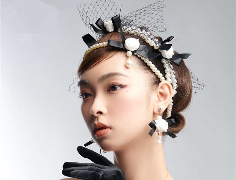 復(fù)古時(shí)尚新娘造型，實(shí)力證明南寧哪家化妝學(xué)校比較熱門(mén)