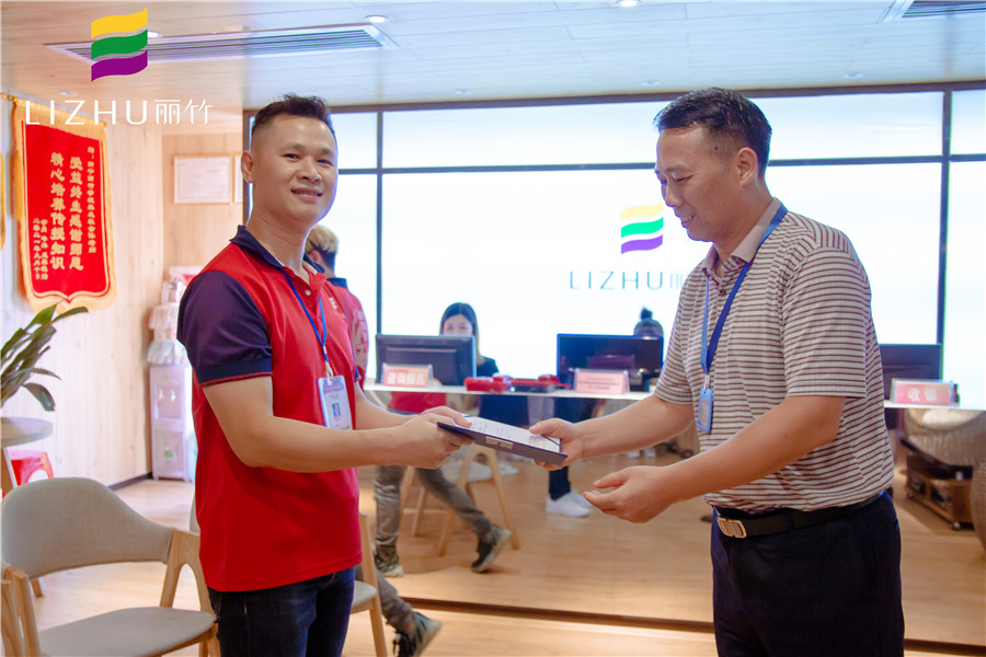 南寧美發(fā)學(xué)校畢業(yè)學(xué)員感言：感謝感謝！