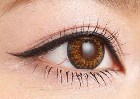 紋完美瞳線注意事項(xiàng)有哪些？廣西專(zhuān)業(yè)紋繡學(xué)校告訴你