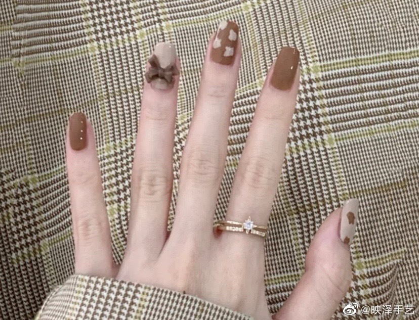 日式美甲 | 南寧美甲培訓(xùn)學(xué)校圖片欣賞