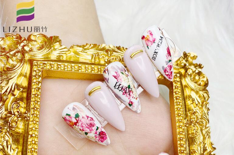 復古玫瑰花美甲，南寧美甲師培訓班作品