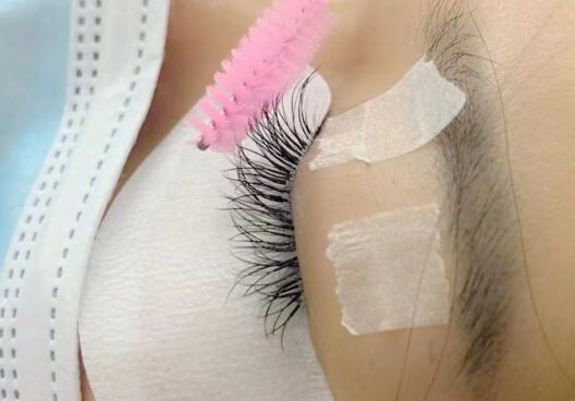 南寧哪里可以學(xué)美睫？南寧美睫學(xué)校哪家專業(yè)？