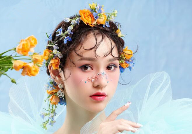 田園風(fēng)新娘有哪些特點(diǎn)？廣西教新娘妝的學(xué)校分享給你