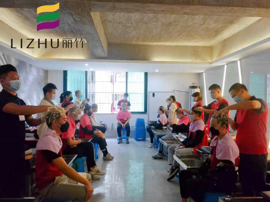 分享中式洗頭步驟，告訴你南寧哪里可以學(xué)洗頭