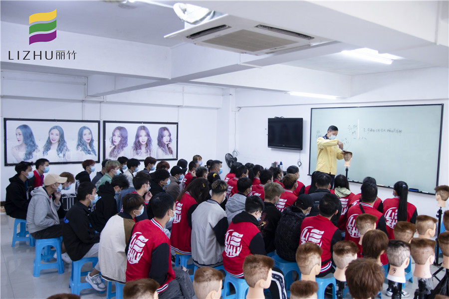 平頭修剪方法，廣西男發(fā)剪裁培訓內(nèi)容