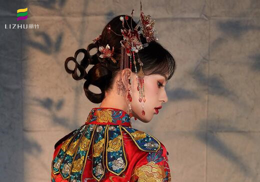 中式秀禾編發(fā)造型，麗竹時(shí)尚造型班作品