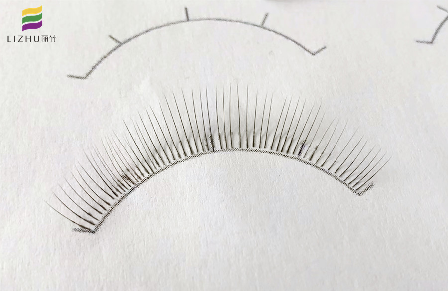 美睫練習(xí)方法多樣化，南寧美睫紋繡學(xué)校為你推薦