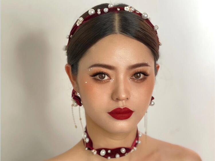 輕復(fù)古風(fēng)系列造型，南寧零基礎(chǔ)學(xué)化妝學(xué)員作品