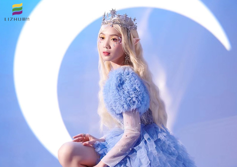 夢(mèng)幻月光精靈造型，南寧彩妝培訓(xùn)網(wǎng)紅作品