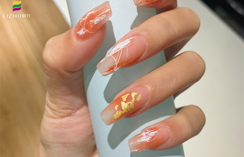 南寧美甲培訓(xùn)短期班作品：磨砂美甲、小香風(fēng)格美甲、棋盤格美甲