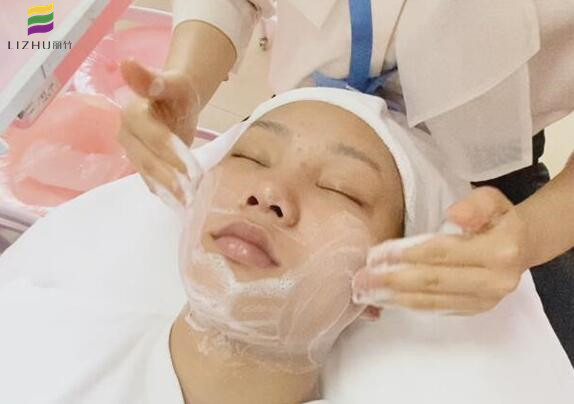 如何用洗面奶洗臉？廣西美容面部護理教學(xué)