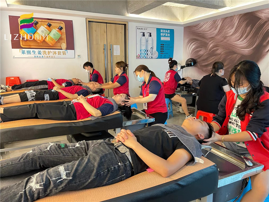 泰式洗頭（躺著洗頭）注意事項(xiàng)，廣西洗頭培訓(xùn)教你