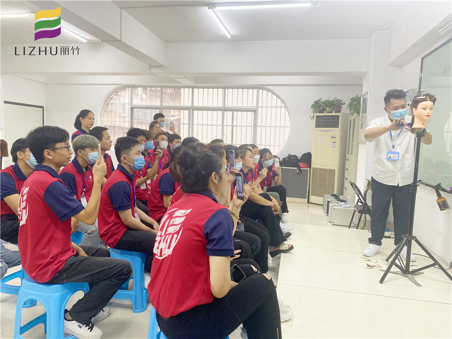 斜前和斜后發(fā)型分區(qū)線知識(shí)，南寧剪發(fā)學(xué)校分享