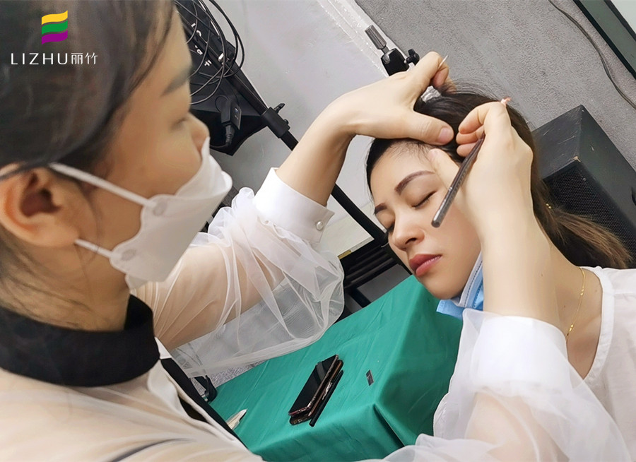 如何設(shè)計自然好看的眉形？南寧紋繡基礎(chǔ)培訓(xùn)教你