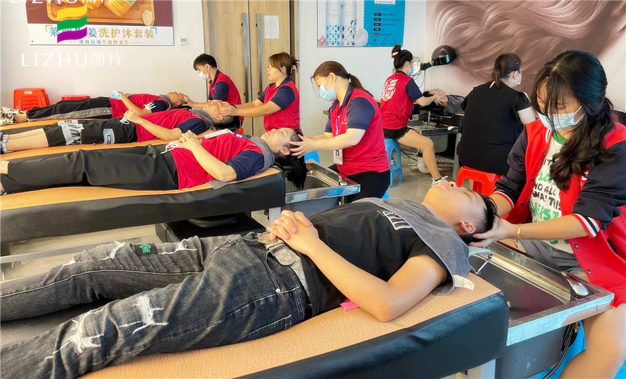 泰式洗頭和中式洗頭的區(qū)別，南寧美發(fā)洗護(hù)培訓(xùn)課程