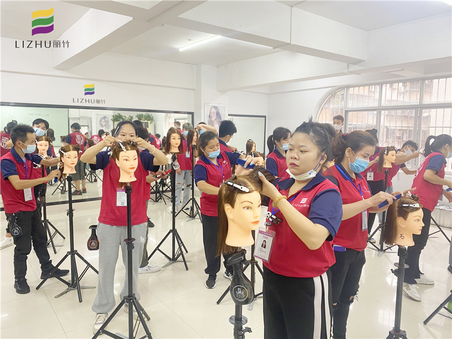 什么是美發(fā)方圓三角？南寧美發(fā)專業(yè)正規(guī)學(xué)校給你講解