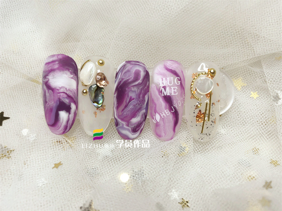 暈染美甲，麗竹專業(yè)美甲師學校學員作品