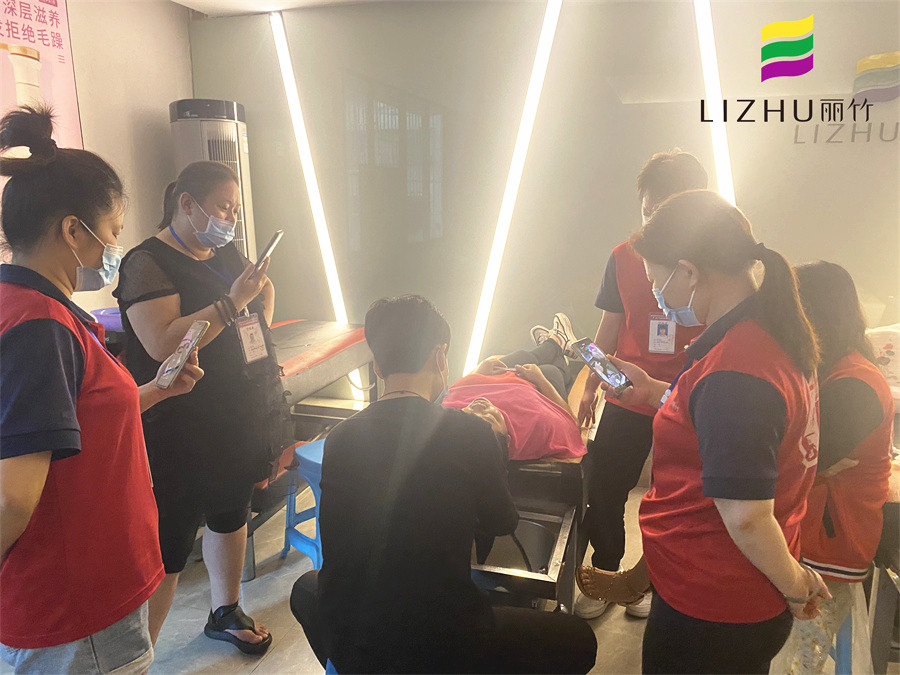 美發(fā)洗護課程:洗頭時如何控制洗發(fā)水用量？