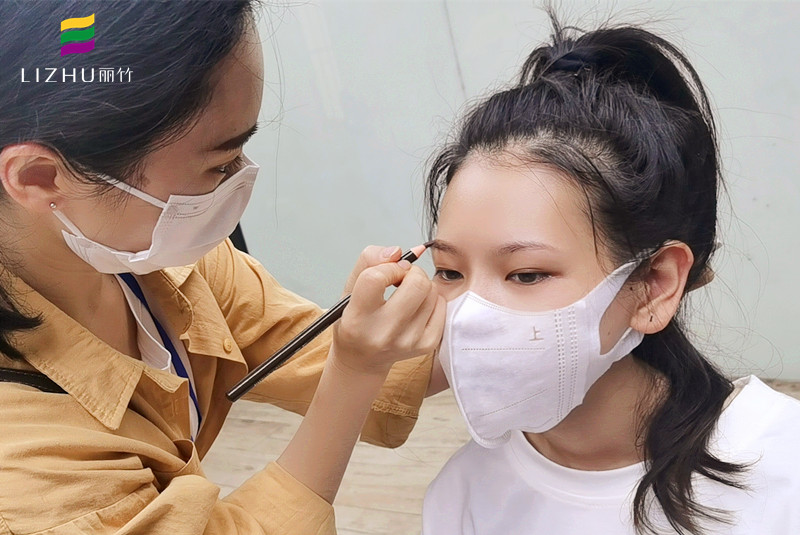 紋繡眉形設(shè)計的要素，南寧眉眼唇培訓(xùn)學(xué)校課程剖析