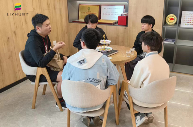 南寧美發(fā)學(xué)校畢業(yè)就業(yè) | 南寧美發(fā)行業(yè)發(fā)展前景