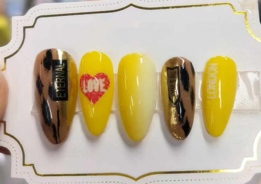 珍珠美甲+彩繪暈染美甲+豹紋美甲 | 南寧美甲學(xué)校實訓(xùn)學(xué)員作品