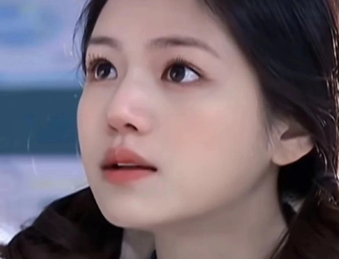 消腫減齡眼妝，廣西化妝基礎(chǔ)班教程