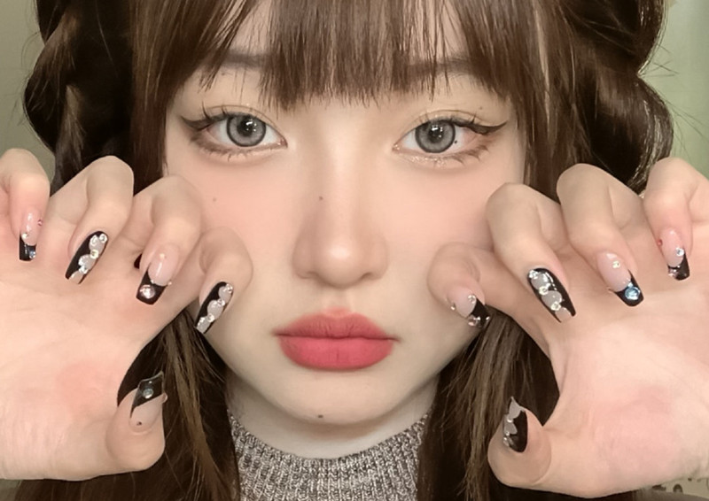 南寧美甲師培訓(xùn)學(xué)校分享：二次元網(wǎng)紅美甲