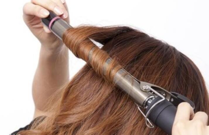 卷發(fā)器的選擇標準，南寧美發(fā)學習