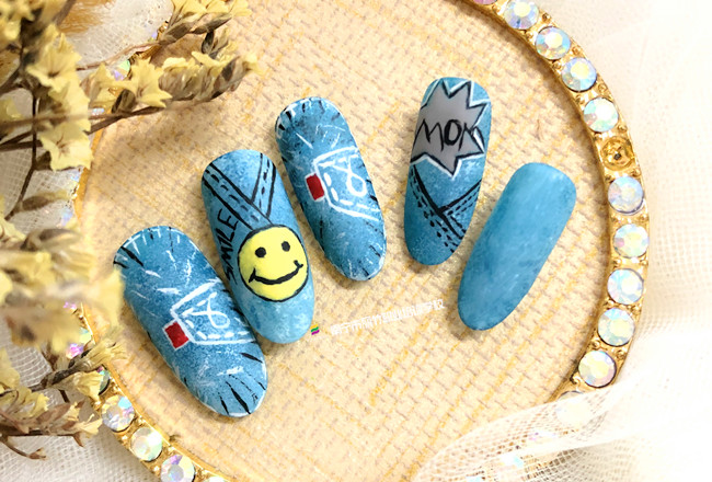 牛仔美甲&手繪美甲，南寧美甲技師學(xué)校作品