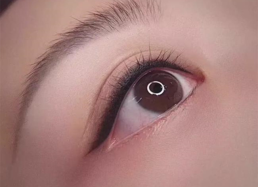 美瞳線(xiàn)發(fā)藍(lán)暈色的解決方法，南寧美瞳線(xiàn)學(xué)習(xí)