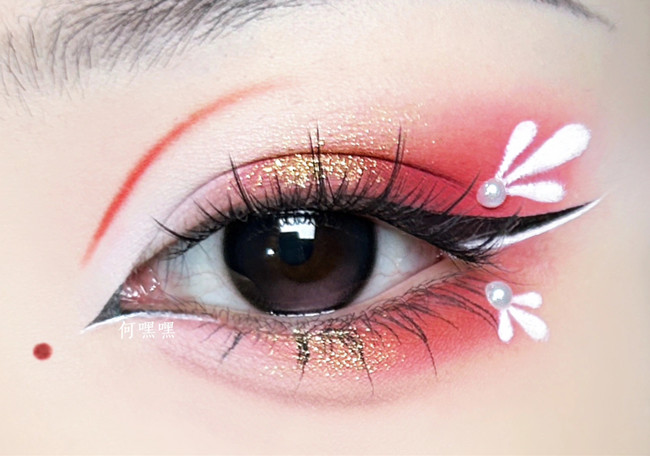 ?玉蘭花眼妝教程，零基礎(chǔ)化妝學習