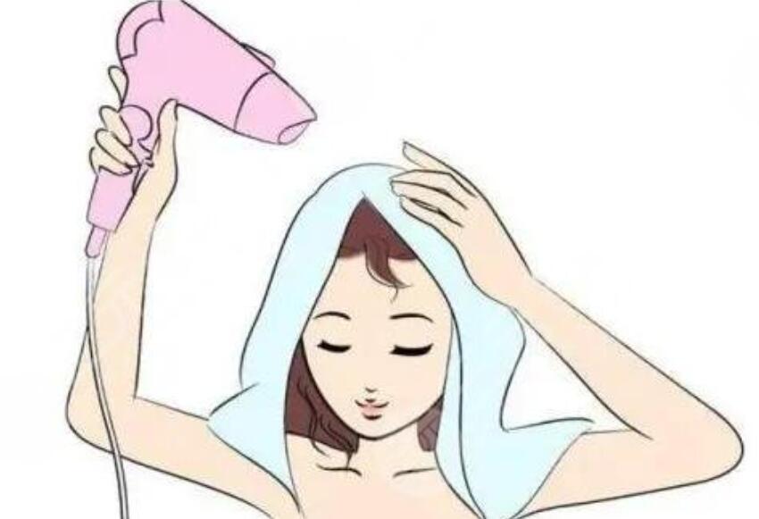 護發(fā)精油的正確用法，南寧美發(fā)洗頭培訓(xùn)班教學(xué)