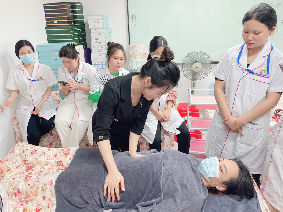 泥灸敷肚子的好，廣西美容美體操作講解