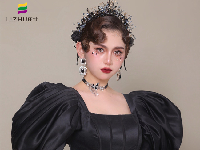 暗黑系復(fù)古造型，南寧化妝旅拍作品