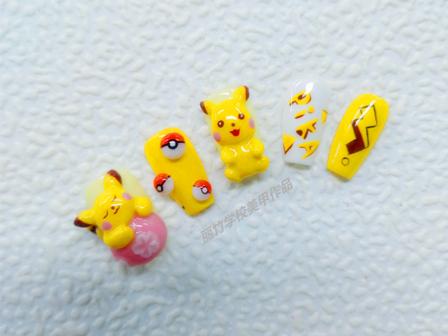 卡通立體雕花美甲，廣西美甲學(xué)校排行推薦分享