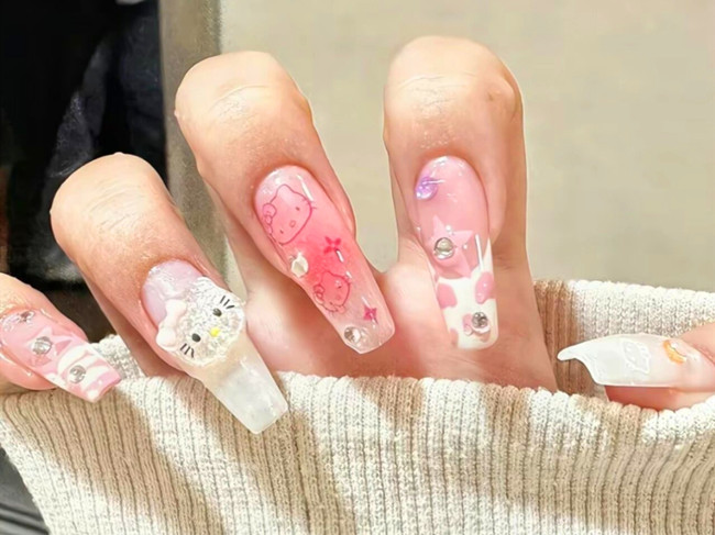 凱蒂貓美甲，南寧美甲款式造型學(xué)校分享