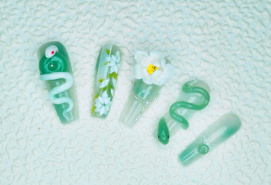 小蛇美甲款式，廣西美甲款式進修班作品