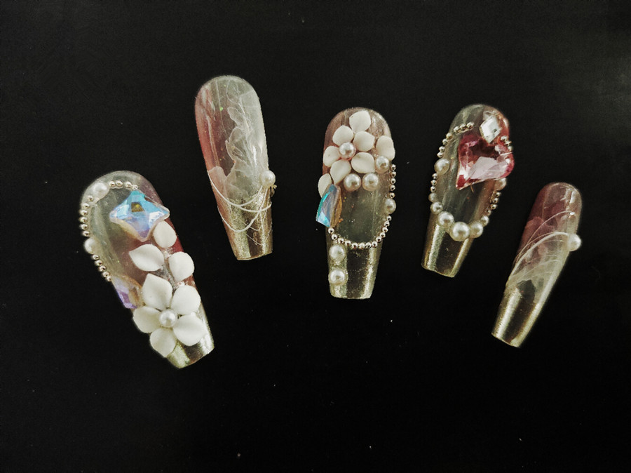 秋冬款尖花美甲，廣西美甲造型